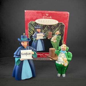 VTG '97 Hallmark Keepsake Ornament The Wizard of Oz Munchkinland Mayor & Coroner